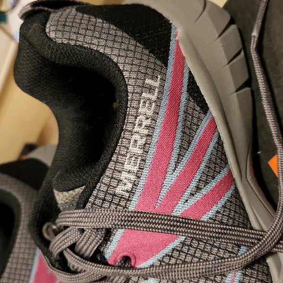 Merrell Sneakers - Picture 3 of 10